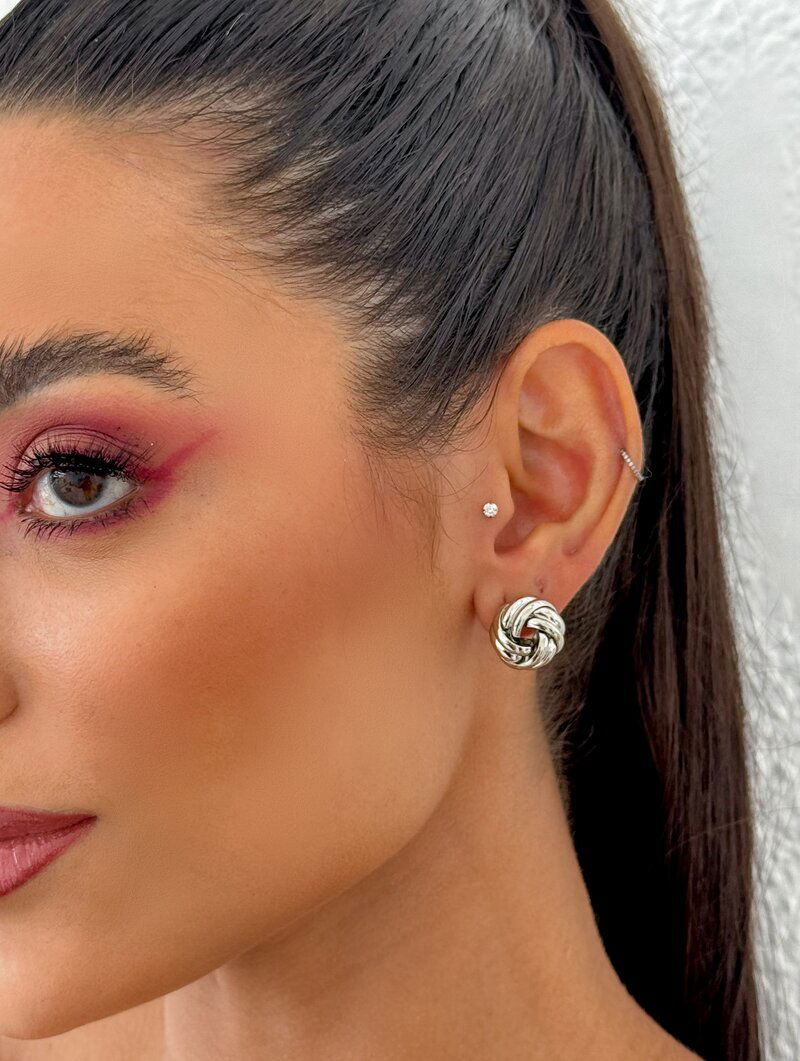 Brinco Folheado a Ouro 18k e Prata Argola Fios Lisos M