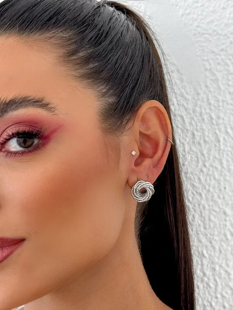 Brinco Folheado a Ouro 18k e Prata Argola Fios Texturizados M