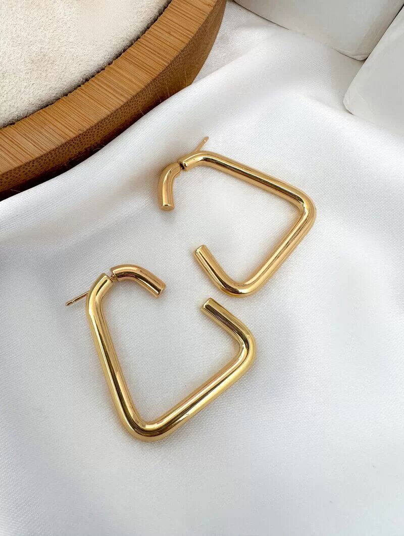 Brinco Folheado a Ouro 18k e Prata Argola Formato Geométrico com Fecho Moderno