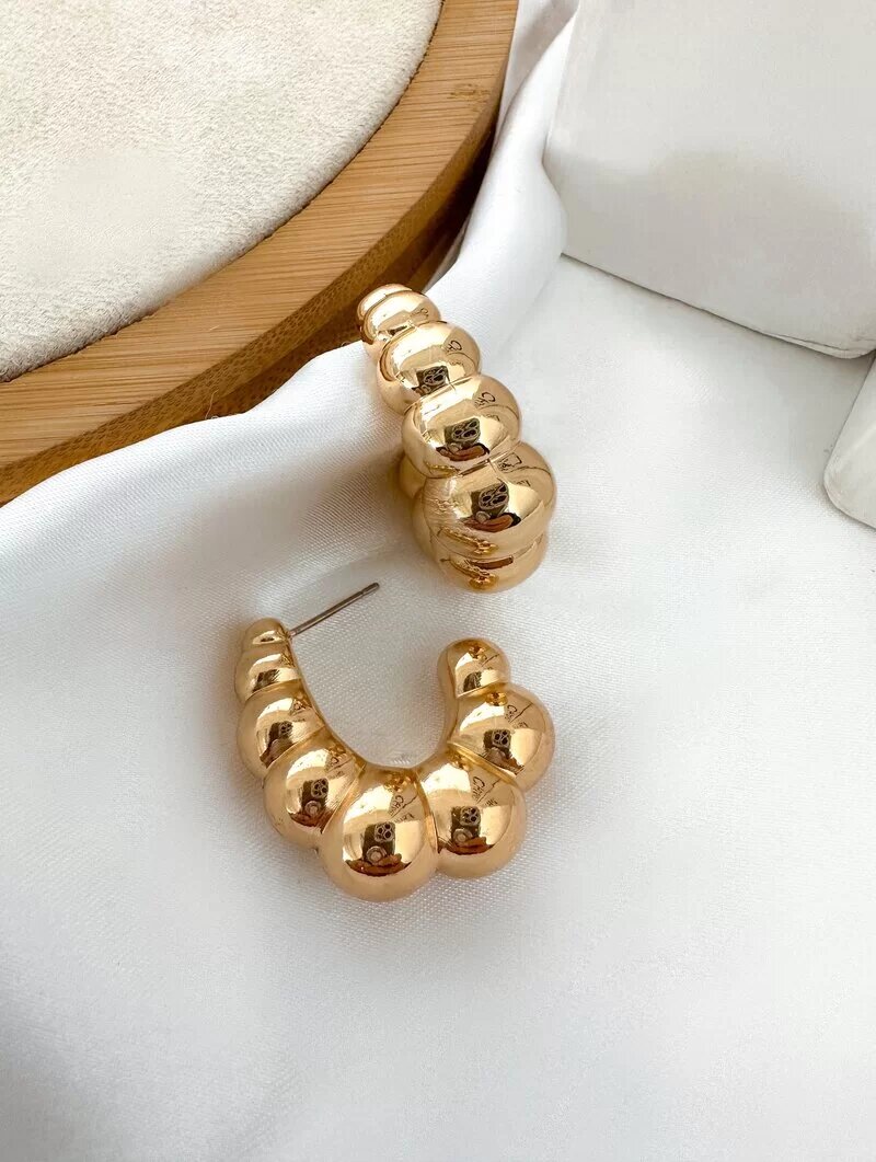 Brinco Folheado a Ouro 18k e Prata Argola Gomos Crescentes