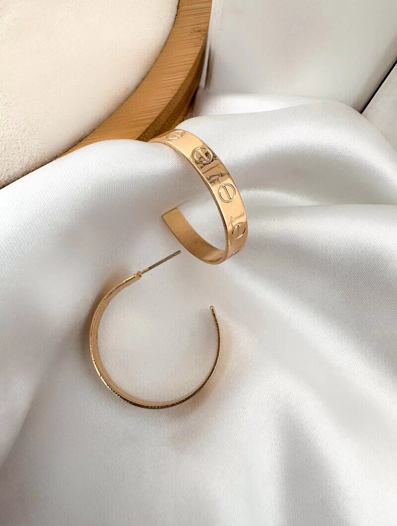 Brinco Folheado a Ouro 18k e Prata Argola Inspiração Joalheria