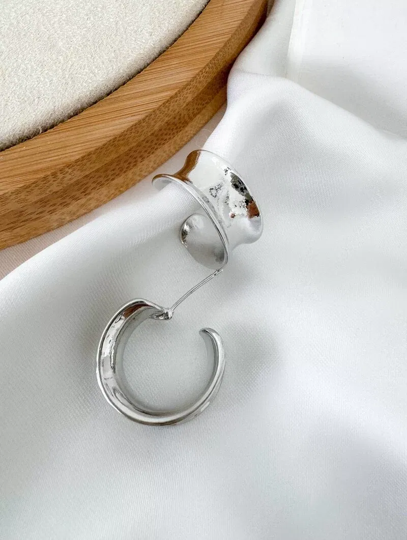 Brinco Folheado a Ouro 18k e Prata Argola Lisa