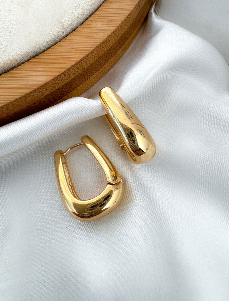 Brinco Folheado a Ouro 18k e Prata Argola Lisa Fecho Click