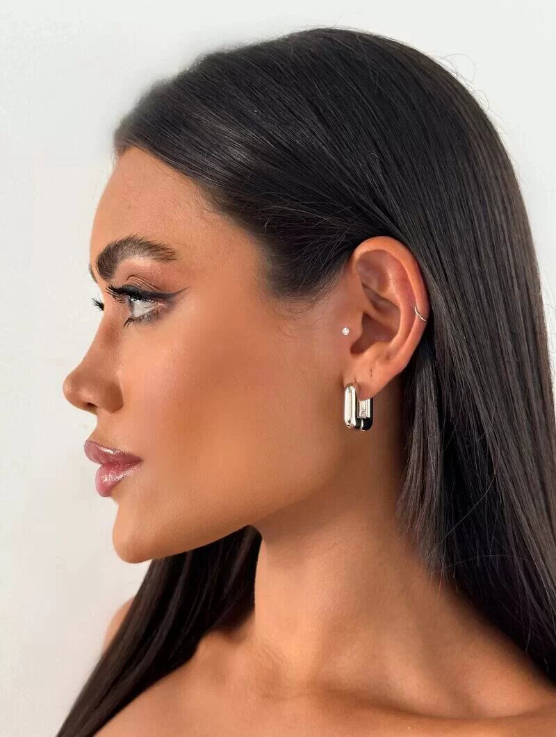 Brinco Folheado a Ouro 18k e Prata Argola Quadrada Lisa com Fecho