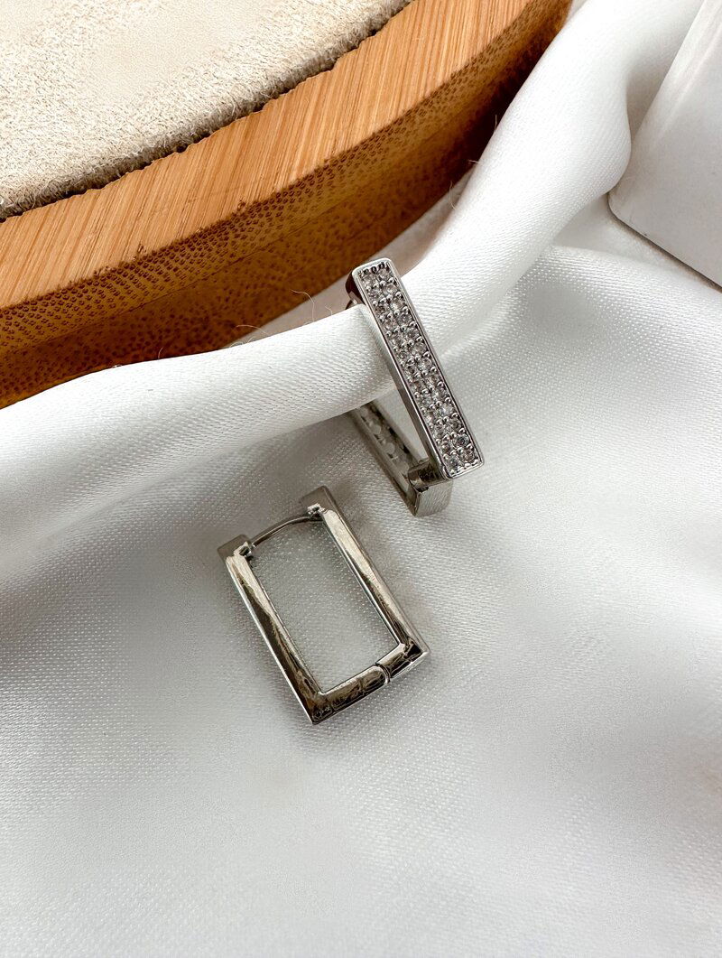 Brinco Folheado a Ouro 18k e Prata Argola Quadrada Pequena