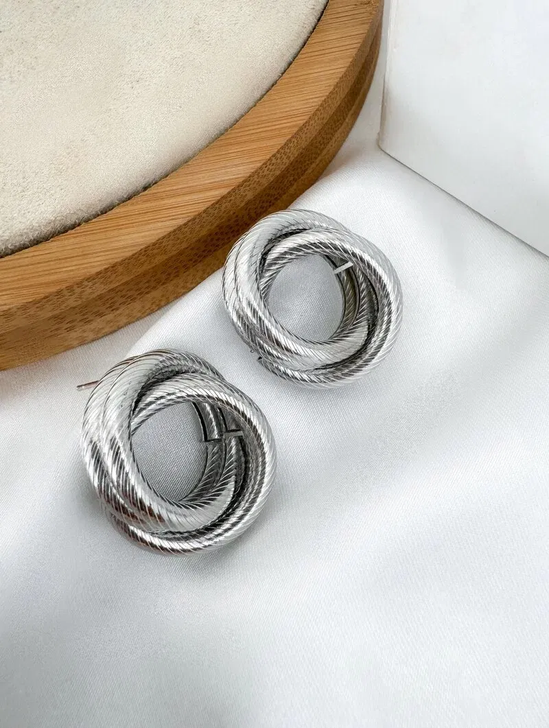 Brinco Folheado a Ouro 18k e Prata Argola Quatro Fios Entrelaçados G