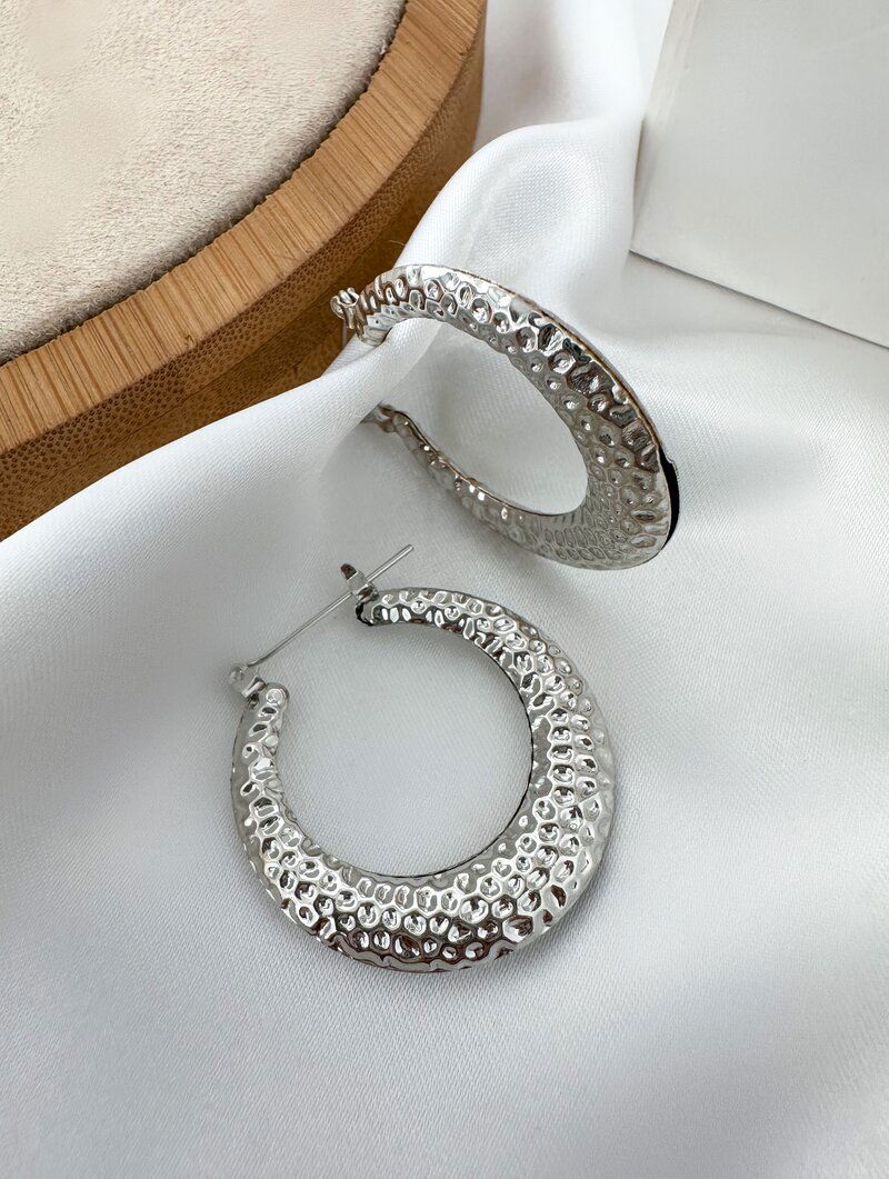 Brinco Folheado a Ouro 18k e Prata Argola Texturizada