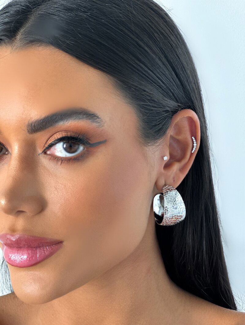 Brinco Folheado a Ouro 18k e Prata Argola Texturizada