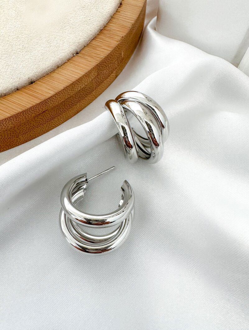 brinco folheado a ouro 18k e prata argola três fios