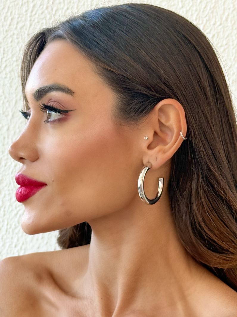 Brinco Folheado a Ouro 18k e Prata Argola Tubo Liso P