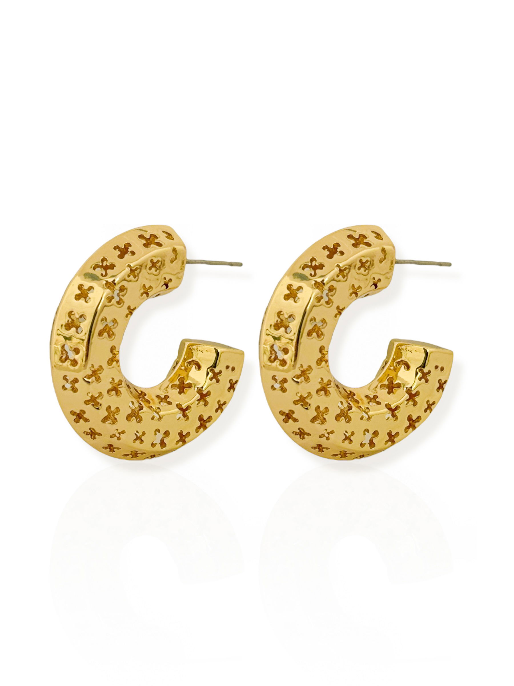 Brinco Folheado a Ouro 18k e Prata Argola Vazada Com Flor