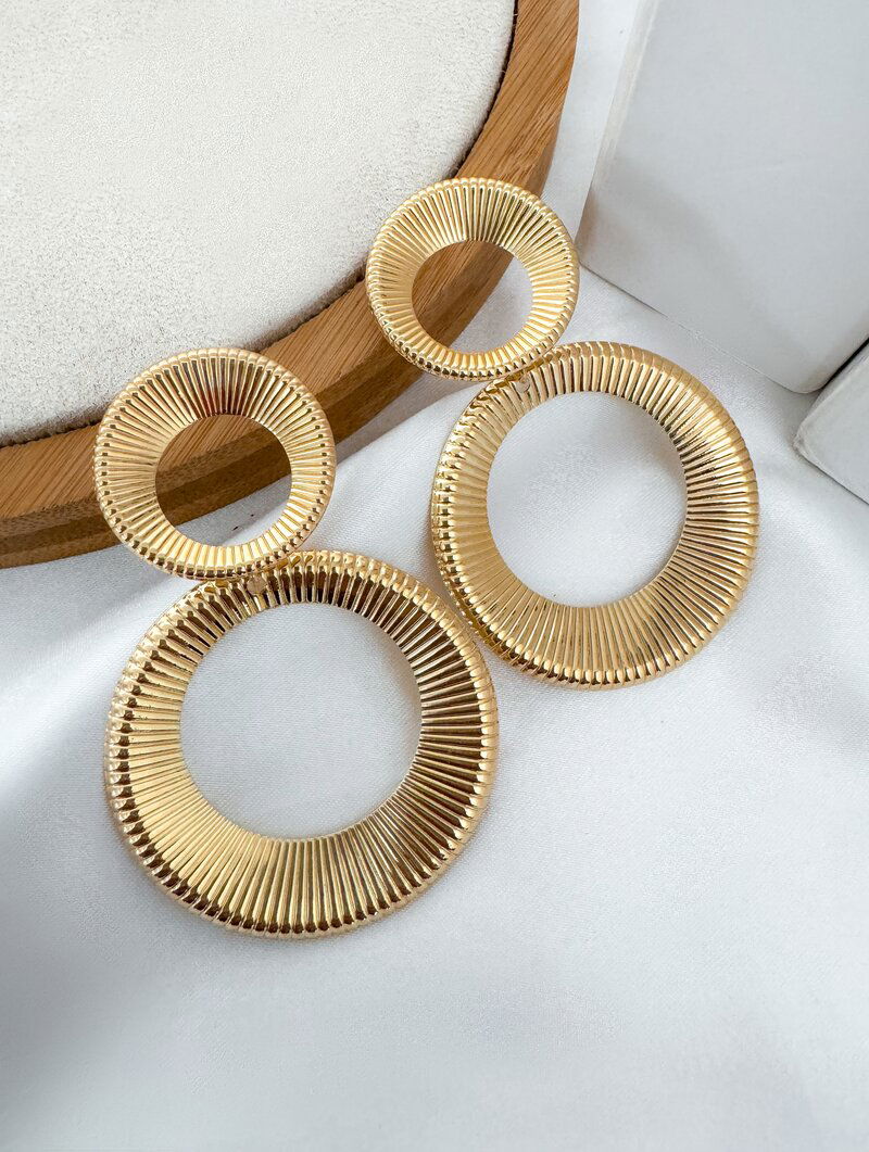 Brinco Folheado a Ouro 18k e Prata Argolas Texturizadas