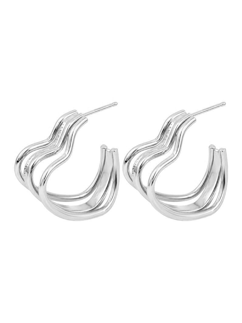 Brinco Folheado a Ouro 18k e Prata Argolas Três Fios Design Coração
