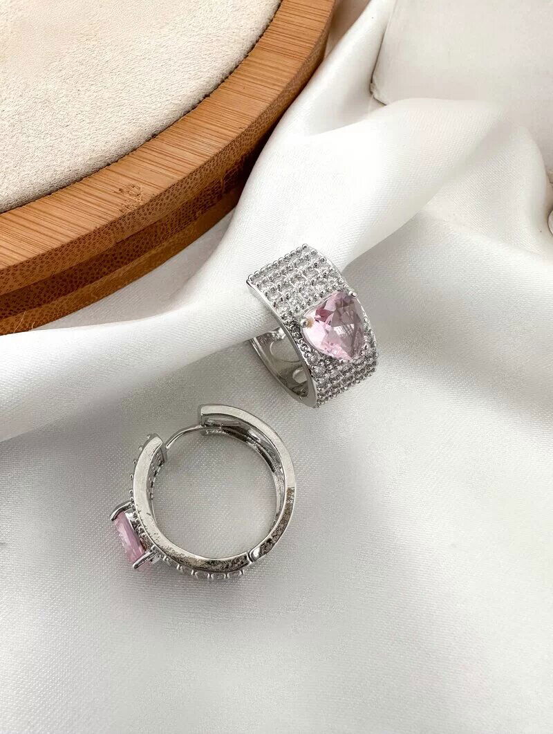 Brinco Folheado a Ouro 18k e Prata Argolinha Cravejada com Coração de Zircônia