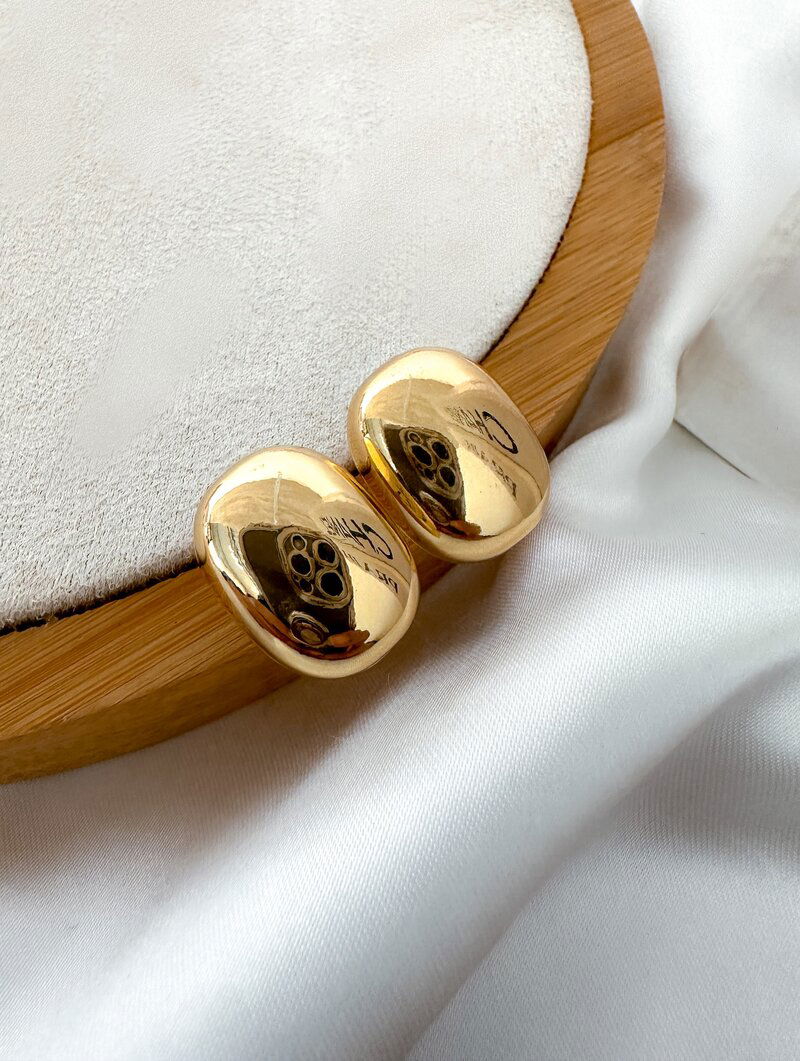 Brinco Folheado a Ouro 18k e Prata Botton Liso