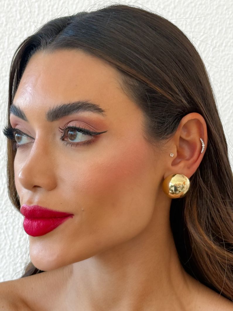 Brinco Folheado a Ouro 18k Botton Liso