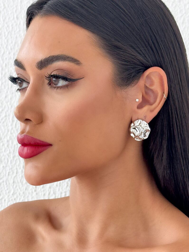 Brinco Folheado a Ouro 18k e Prata Botton Martelado