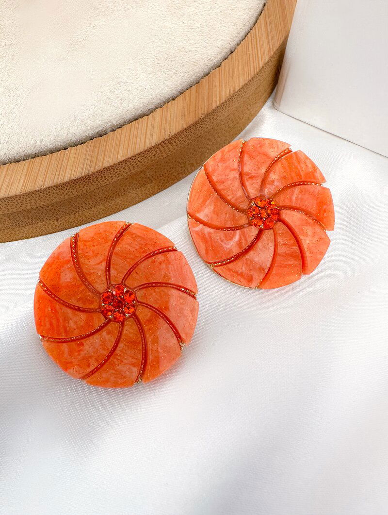 Brinco Folheado a Ouro 18k e Prata Botton Resinado