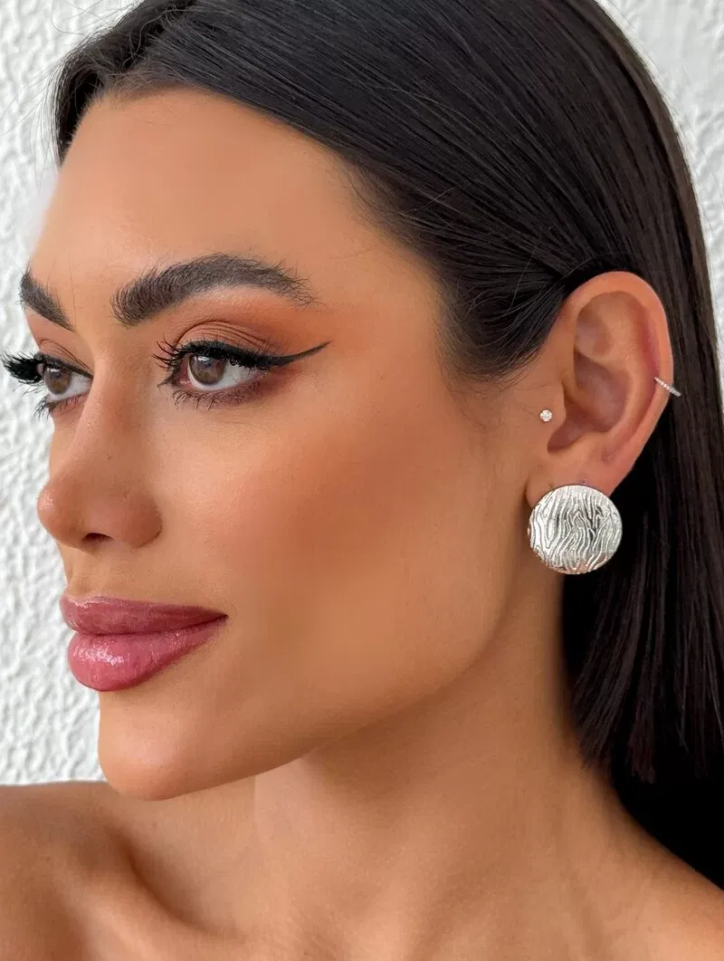 Brinco Folheado a Ouro 18k e Prata Botton Texturizado
