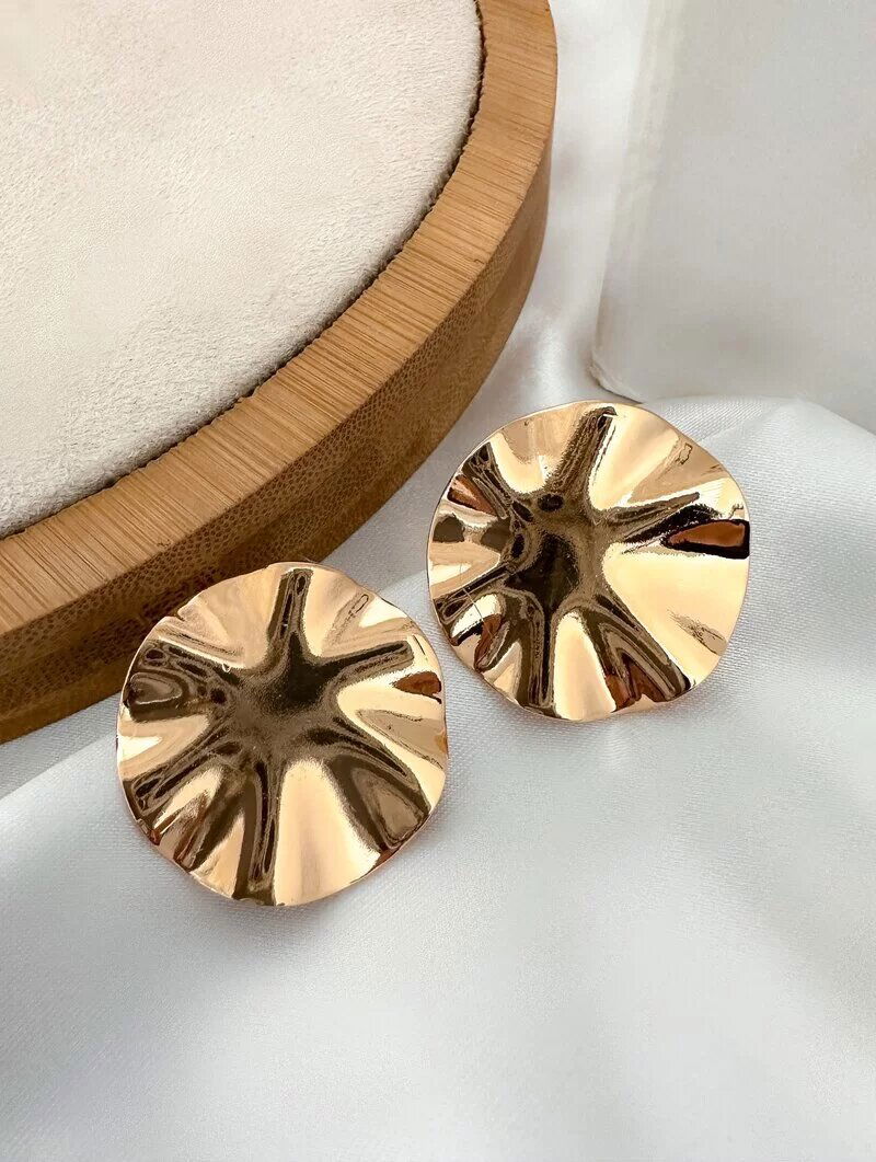 Brinco Folheado a Ouro 18k e Prata Circulo Martelado Liso