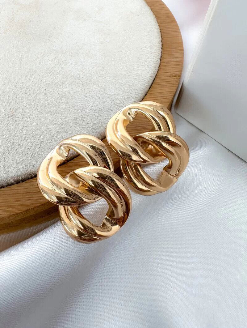 Brinco Folheado a Ouro 18k e Prata Circulos Entrelaçados