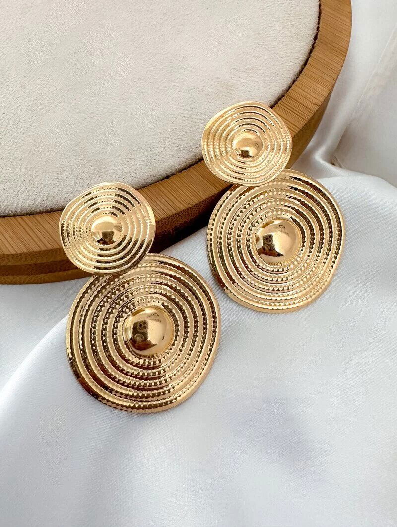 Brinco Folheado a Ouro 18k e Prata Circulos Trabalhados