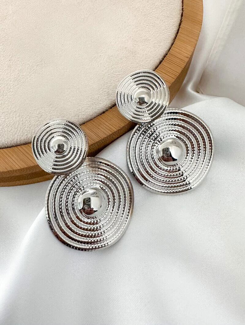 Brinco Folheado a Ouro 18k e Prata Circulos Trabalhados