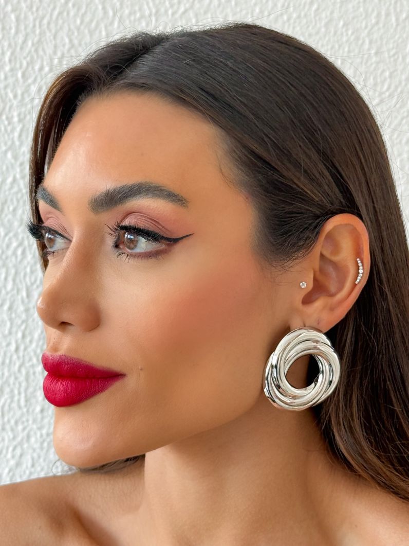Brinco Folheado a Ouro 18k e Prata Circulos Vazado