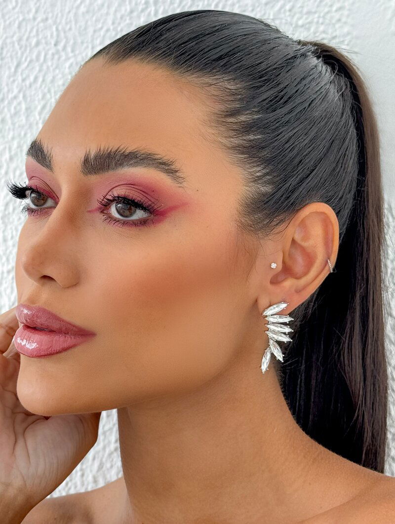 Brinco Folheado a Ouro 18k e Prata com Pedras em Chaton