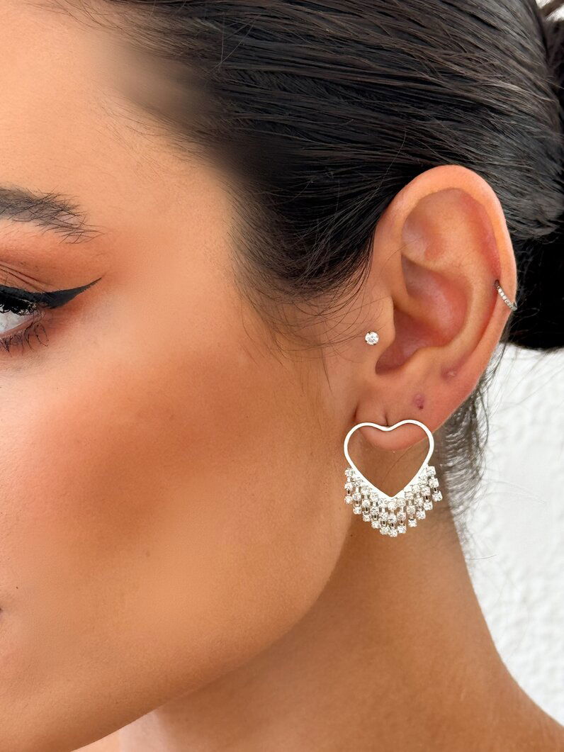 Brinco folheado a ouro 18k e prata coração com franja de micro zircônia