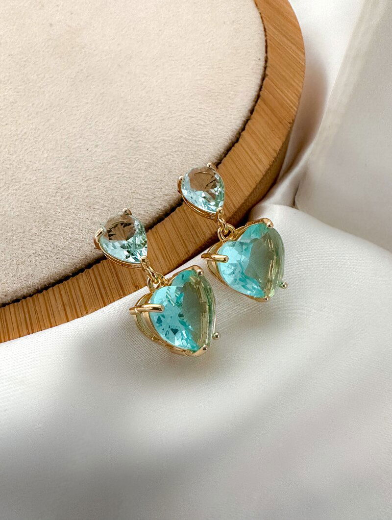 Brinco Folheado a Ouro 18k e Prata Coração e Gota de Zircônia