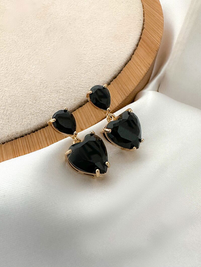 Brinco Folheado a Ouro 18k e Prata Coração e Gota de Zircônia