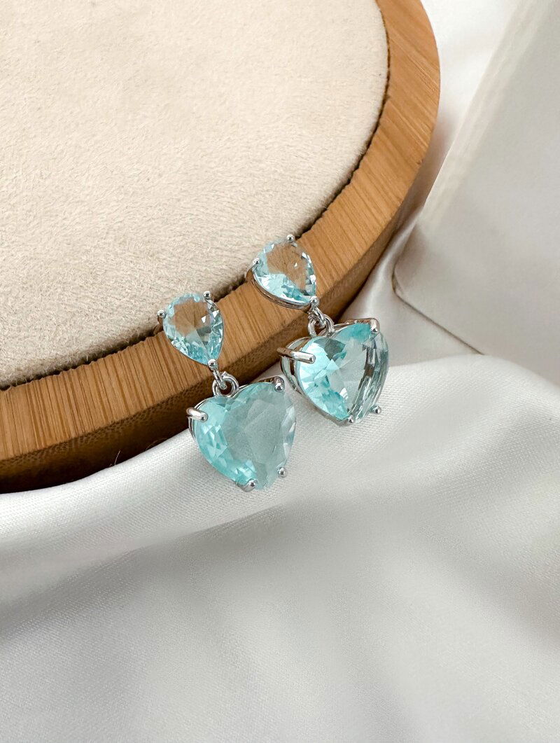 Brinco Folheado a Ouro 18k e Prata Coração e Gota de Zircônia