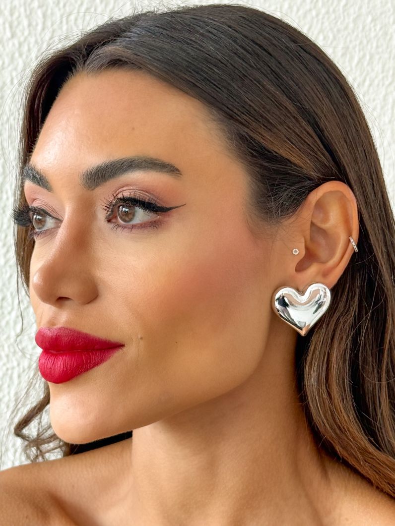 Brinco Folheado a Ouro 18k e Prata Coração Liso
