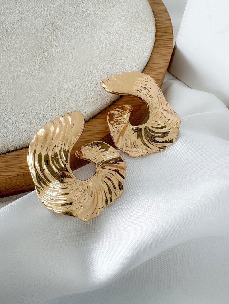 Brinco Folheado a Ouro 18k e Prata Design Espiral