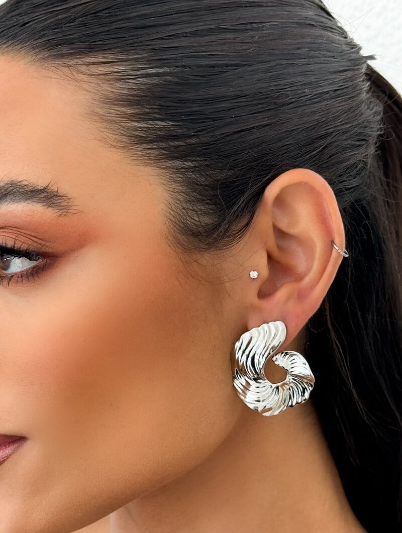 Brinco Folheado a Ouro 18k e Prata Design Espiral