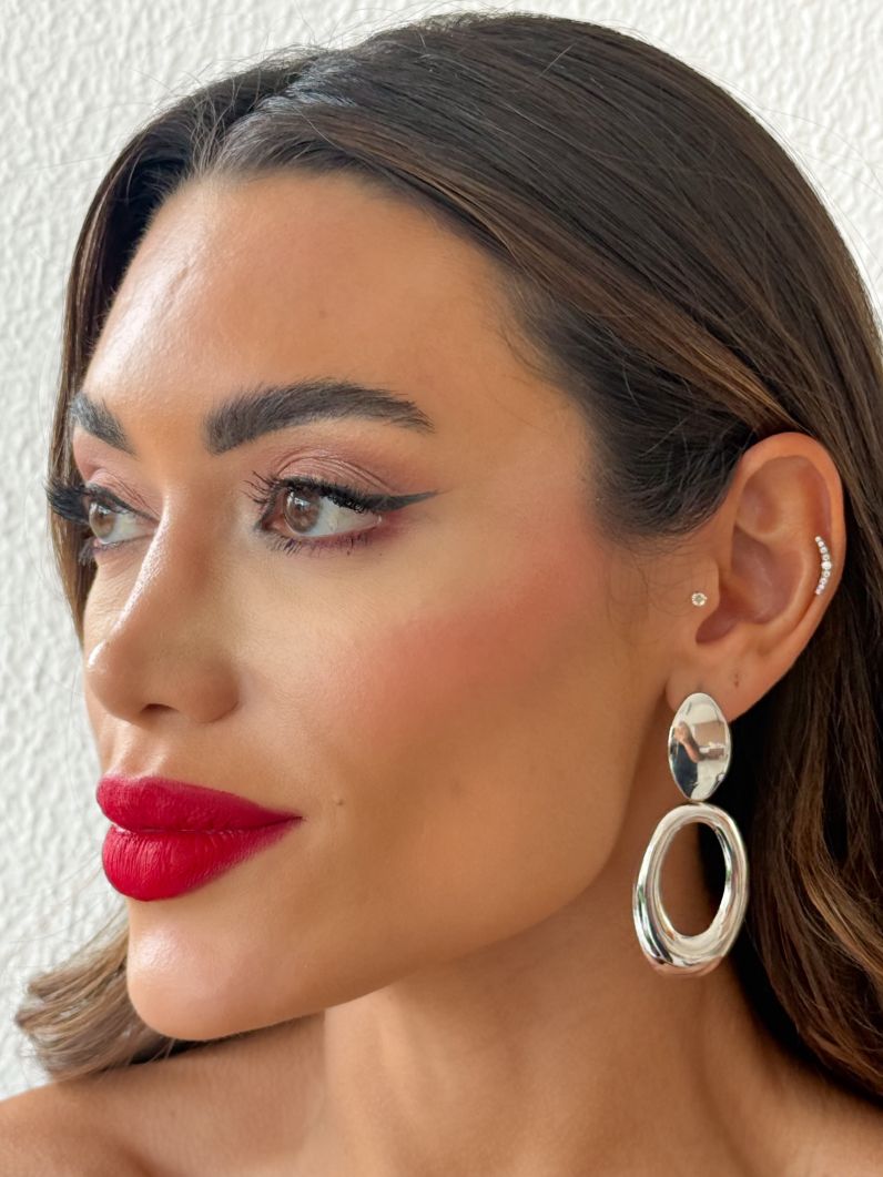 Brinco Folheado a Ouro 18k e Prata Design Vazado