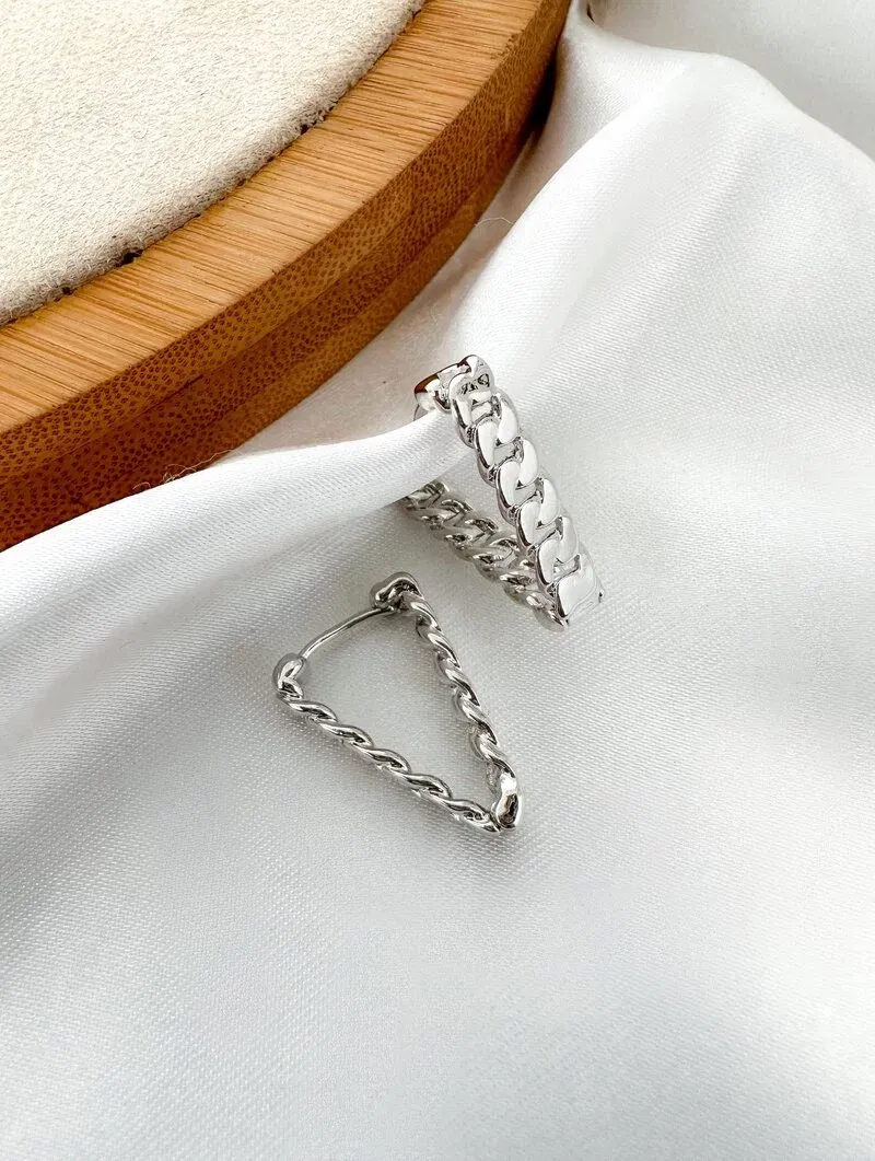 brinco folheado a ouro 18k e prata designer elo