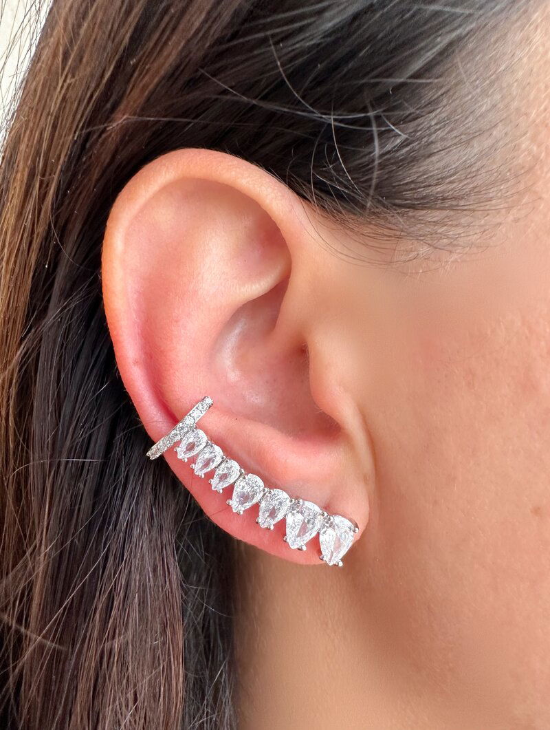 Brinco Folheado a Ouro 18k e Prata Ear Cuff com Zircônias Ovais Com Microzirconias