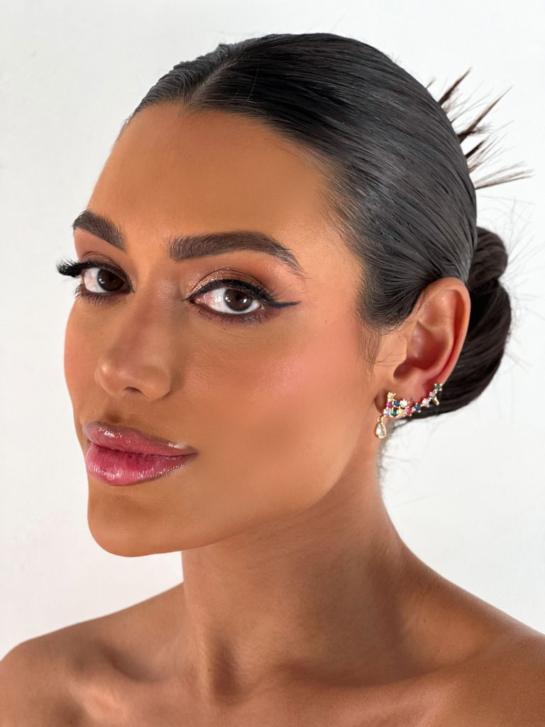BRINCO FOLHEADO A OURO 18K E PRATA EAR CUFF CRAVEJADO COM ZIRCÔNIAS