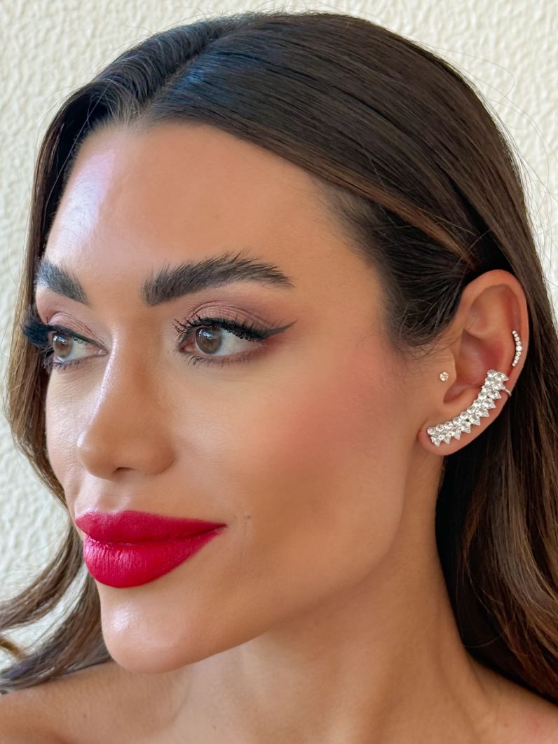 Brinco Folheado a Ouro 18k e Prata Ear Cuff Cristais