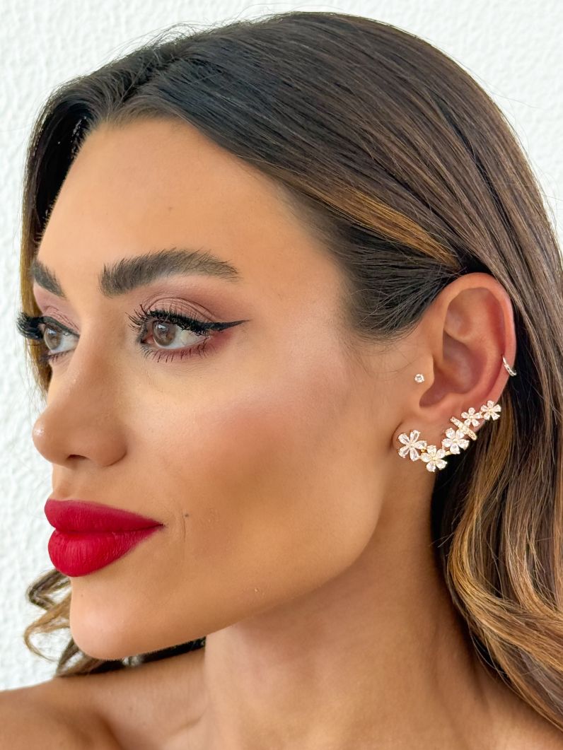 Brinco Folheado a Ouro 18k e Prata Ear Cuff Flor de Cristal