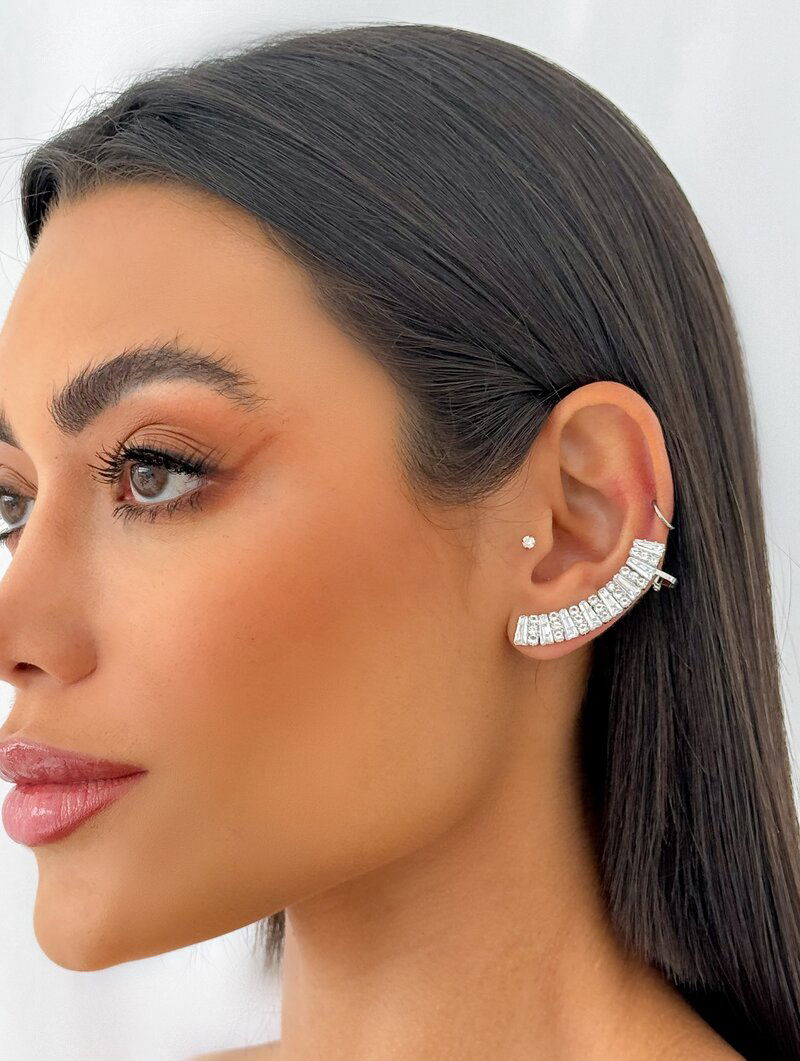 Brinco Folheado a Ouro 18k e Prata Ear Cuff Navetes e Micro Zircônias
