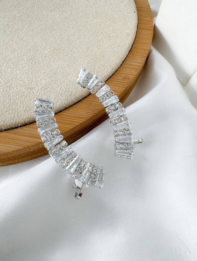 Brinco Folheado a Ouro 18k e Prata Ear Cuff Navetes e Micro Zircônias