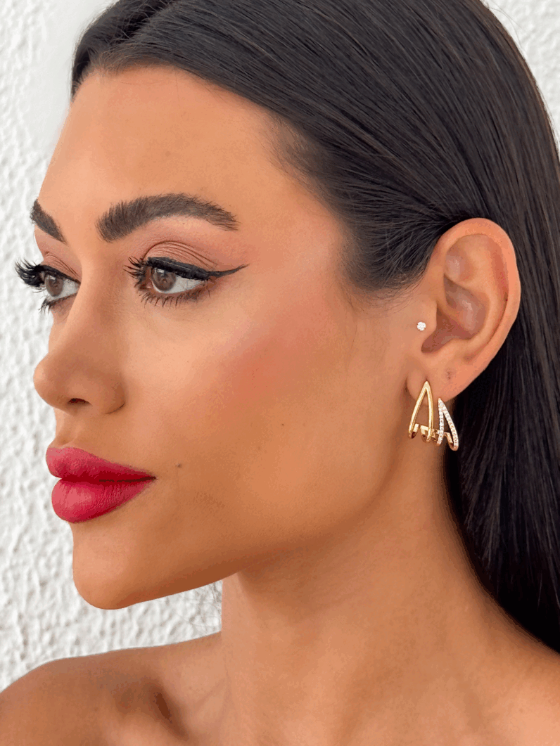Brinco Folheado a Ouro 18k e Prata Ear Cuff Vazado