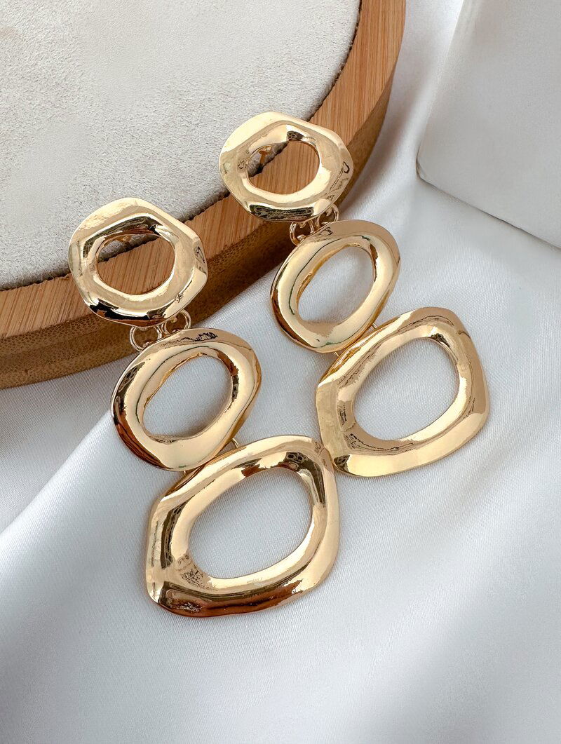 Brinco Folheado a Ouro 18k e Prata Elos Irregulares