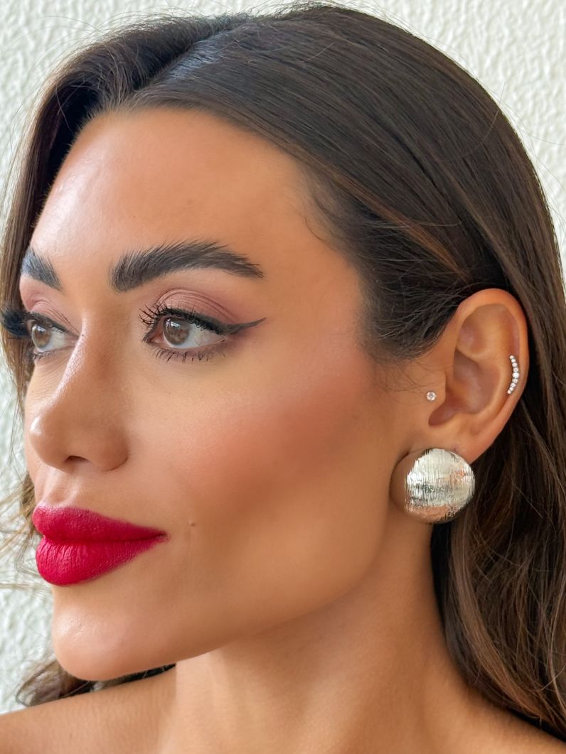 Brinco Folheado a Ouro 18k e Prata Esfera Texturizada