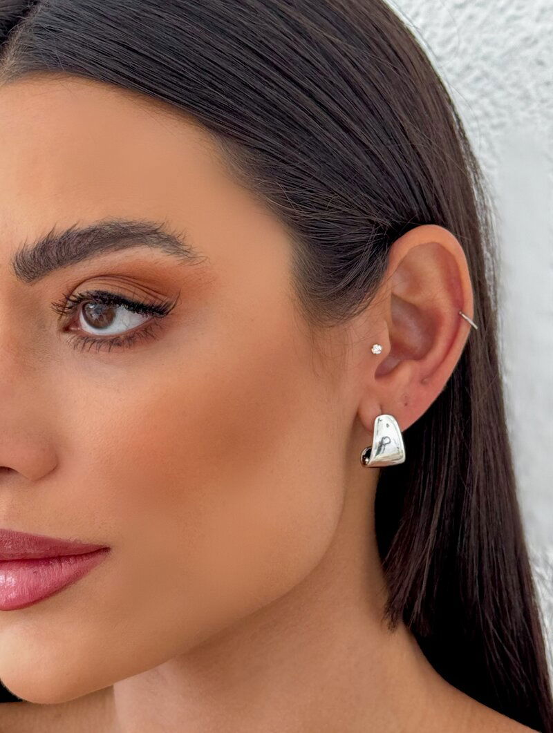 Brinco Folheado a Ouro 18k e Prata Estilo Geométrico Liso