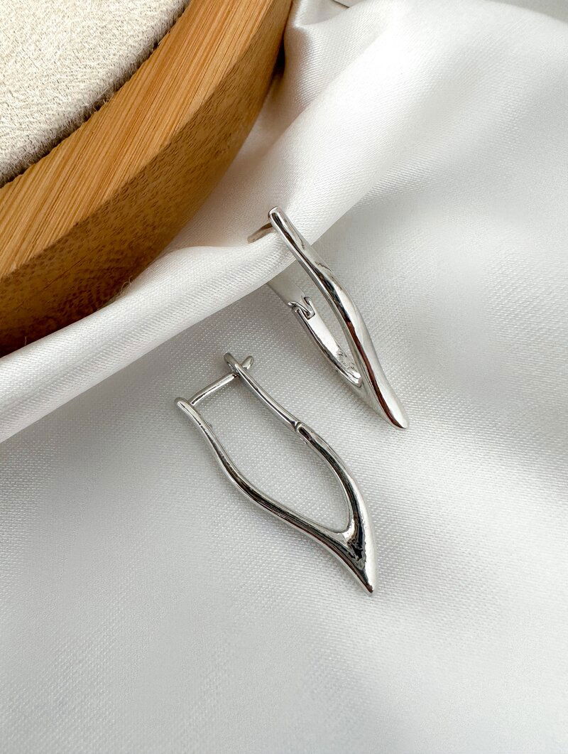 Brinco Folheado a Ouro 18k e Prata Fecho Click Orgânico