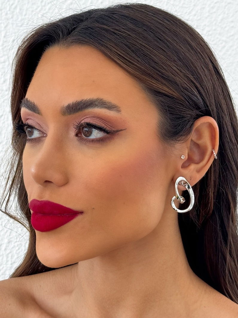 Brinco Folheado a Ouro 18k e Prata Fio Ondulado